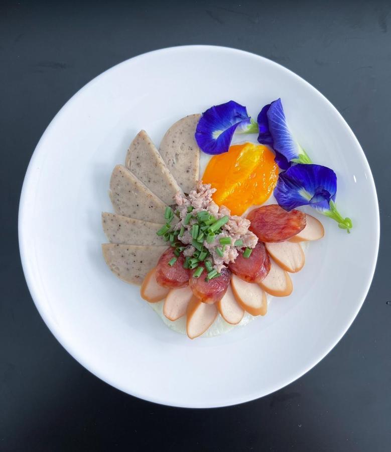 Tj Boutique Hotel Uthai Thani Ngoại thất bức ảnh