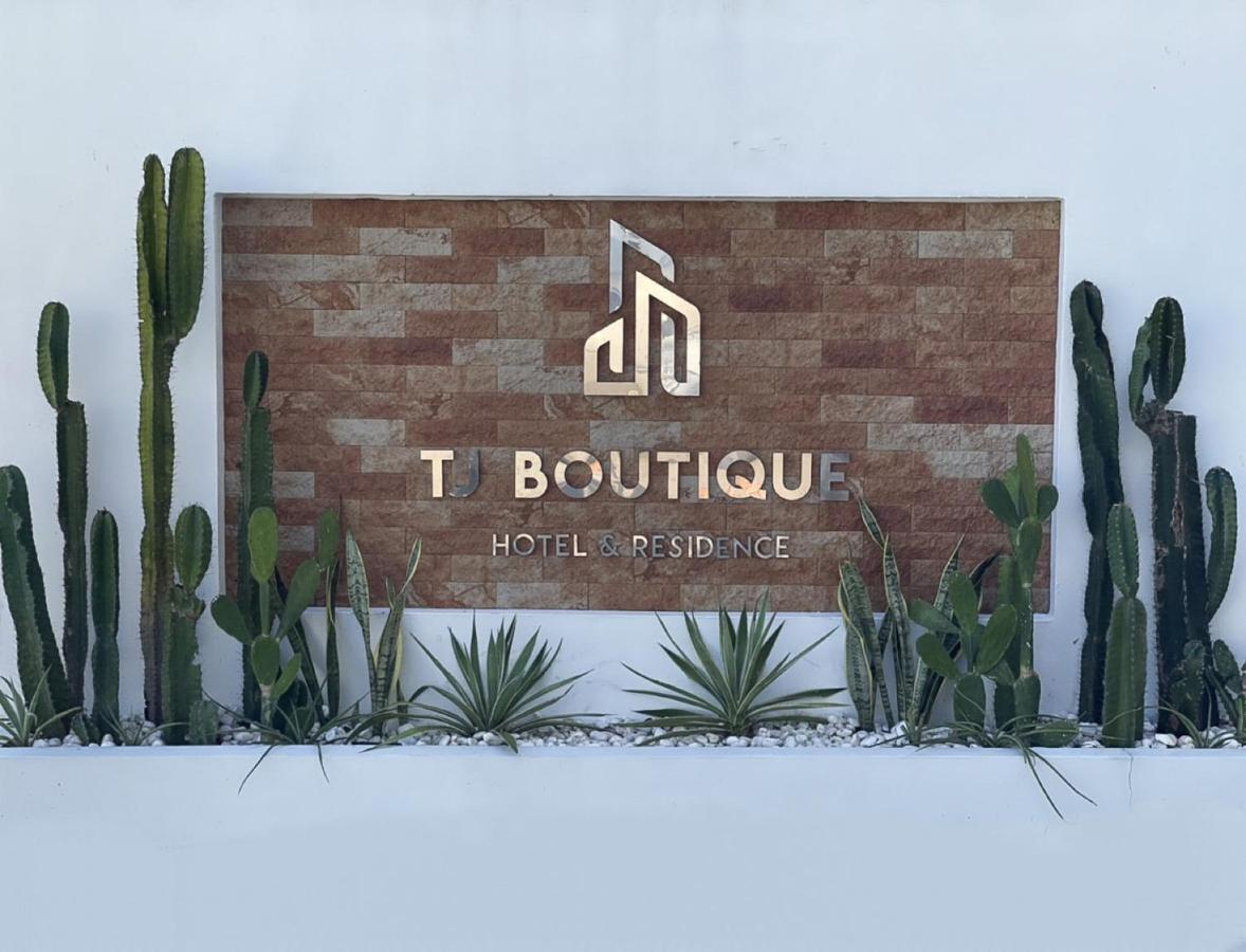 Tj Boutique Hotel Uthai Thani Ngoại thất bức ảnh