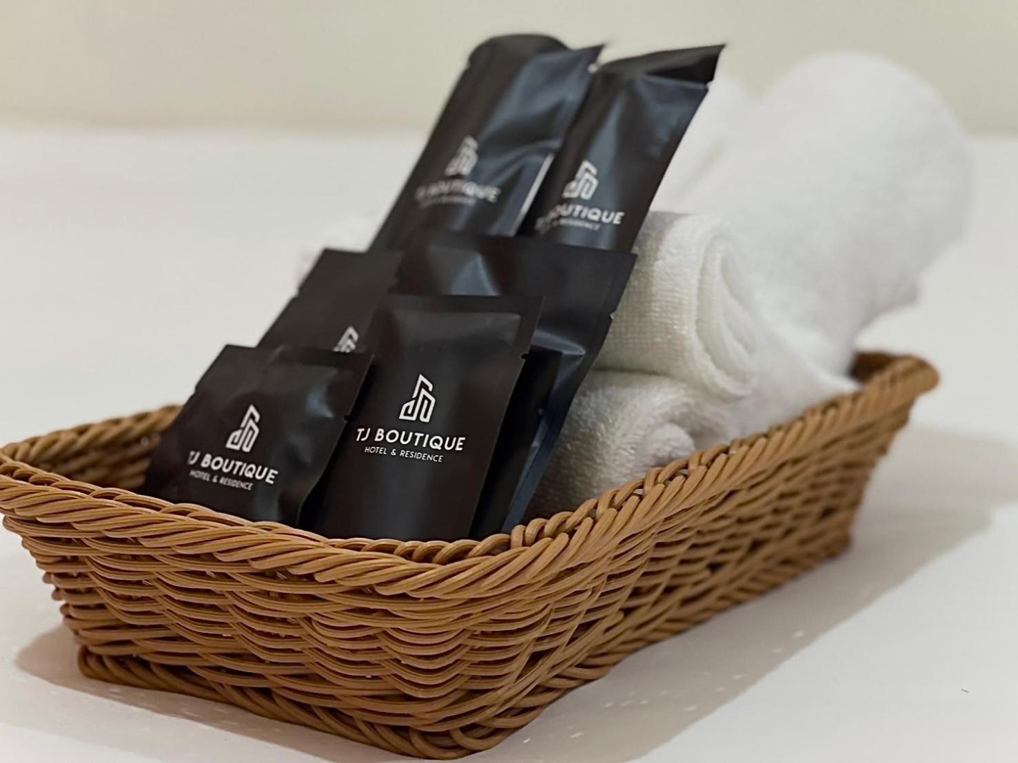 Tj Boutique Hotel Uthai Thani Ngoại thất bức ảnh